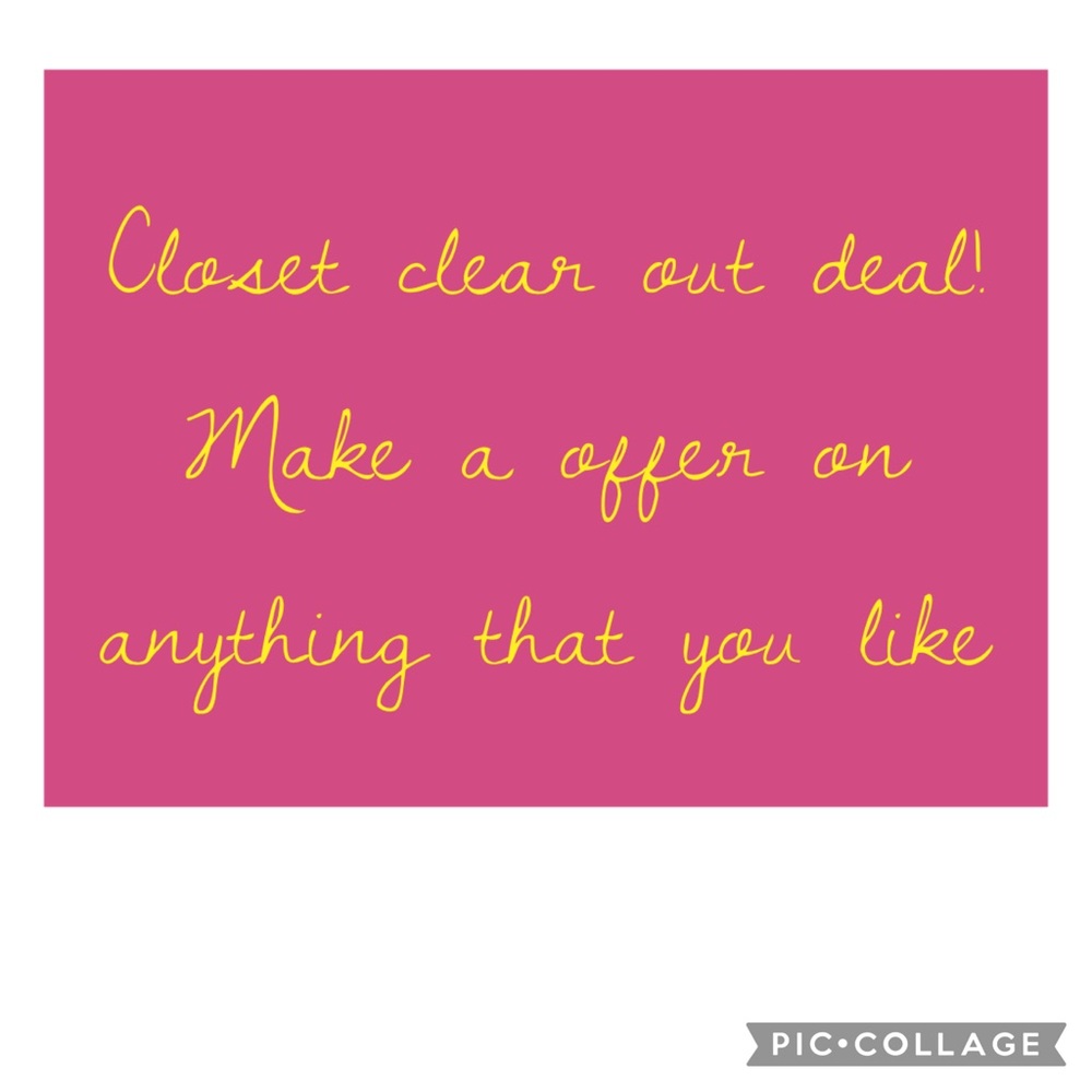 Closet Clear Out Deal Sign